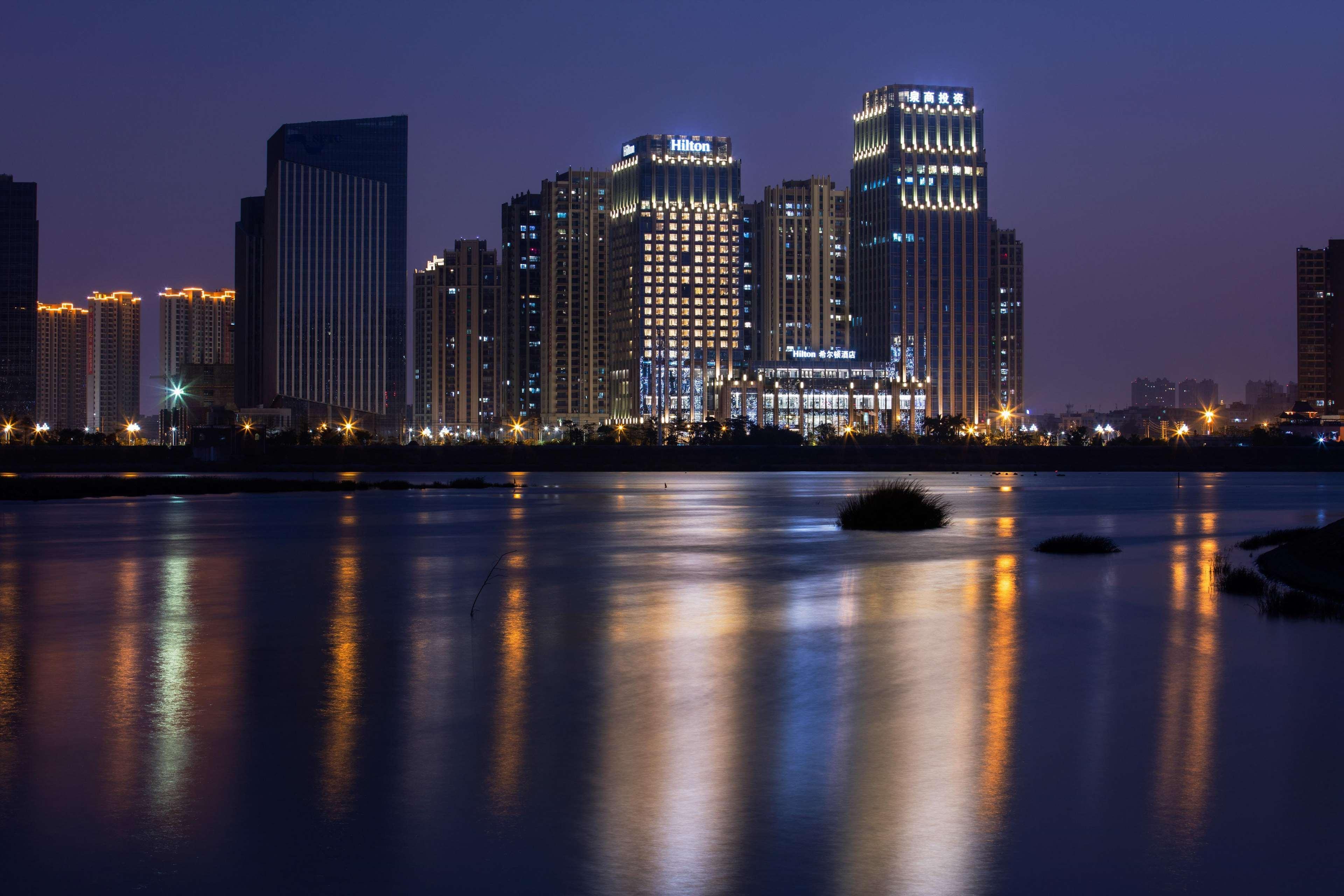 Hilton Quanzhou Riverside Hotel Buitenkant foto